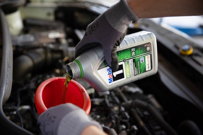 Auf API SQ und ILSAC GF-7 Standards aufgerüstet